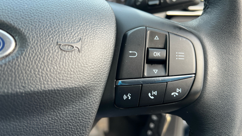 Ford Focus 1.0 EcoBoost 100 Zetec 5dr Petrol Hatchback